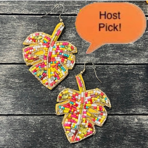 ⚠️ 🥳HP🥳 New! Gorgeous yellow and gold bead statement earrings! - Picture 1 of 4